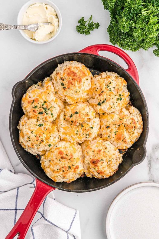 Ww Cheddar Garlic Biscuits